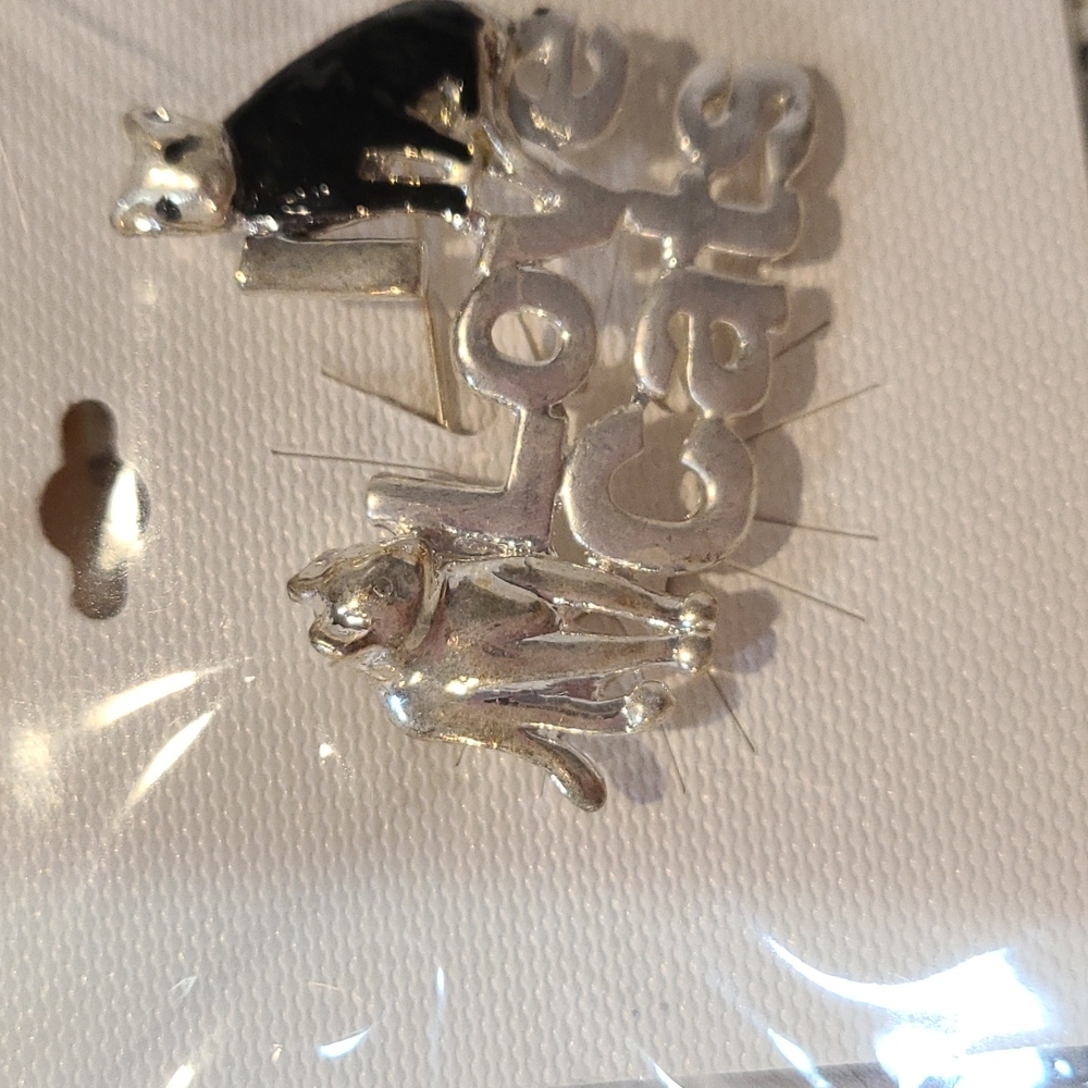 4/$10 I Love Cats Brooch - New - Lot 710